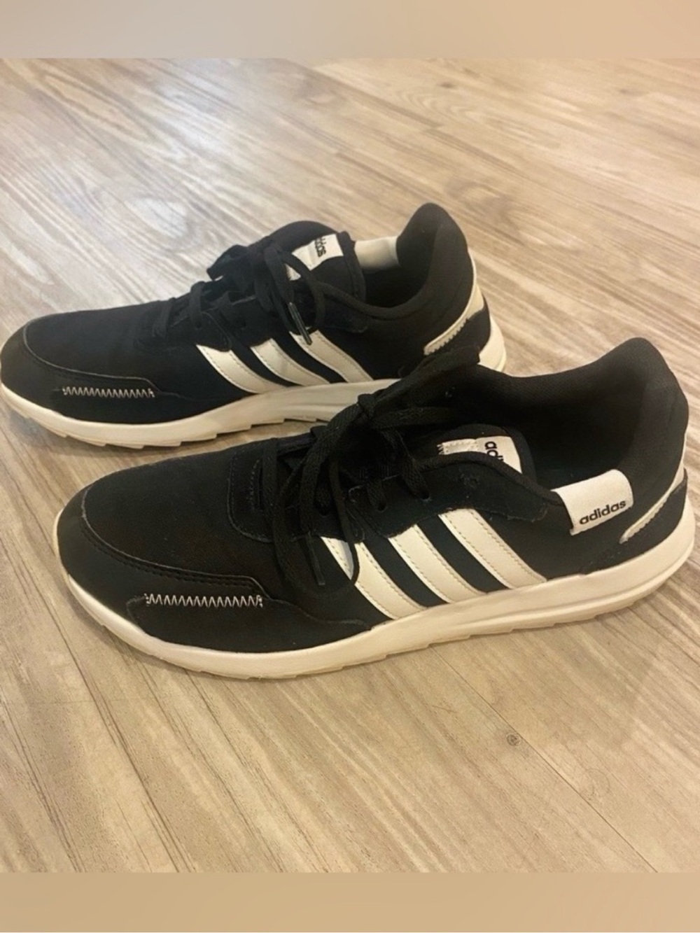 ADIDAS Running Shoes Like New Size 8